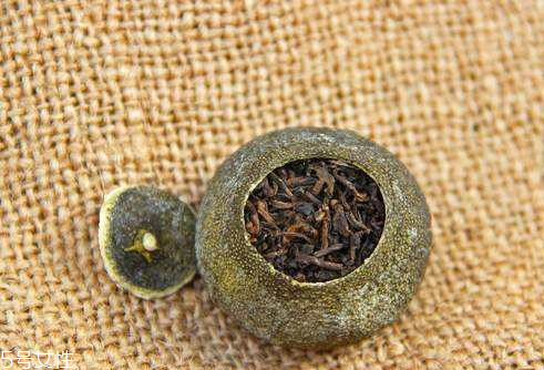 小青柑普洱茶是生普還是熟普 小青柑普洱茶用什么茶 小青柑普洱茶是生普還是熟普 小青柑普洱茶用什么茶