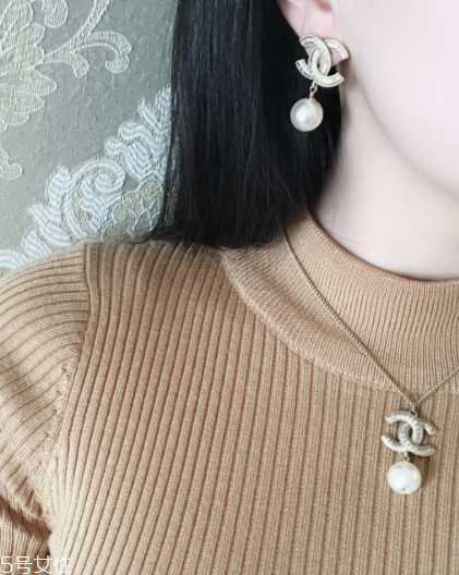 耳環(huán)什么材質(zhì)好？耳環(huán)常見材質(zhì)