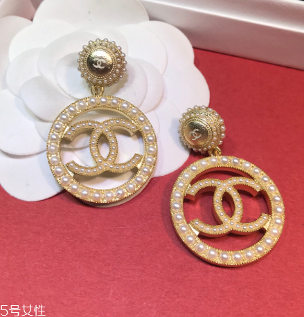 耳環(huán)戴了過敏怎么辦？耳環(huán)過敏怎么處理