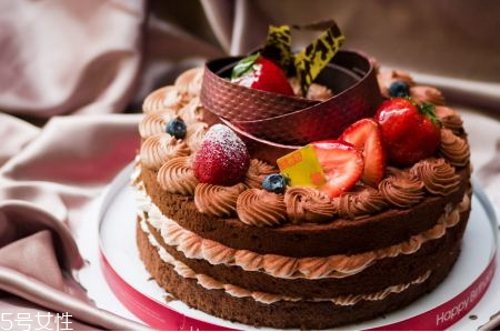 6寸蛋糕多大 6寸蛋糕直徑多少 6寸蛋糕多大 6寸蛋糕直徑多少