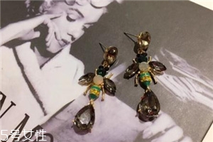 耳環(huán)掉了一只什么預(yù)兆？耳環(huán)掉了一個(gè)是什么寓意