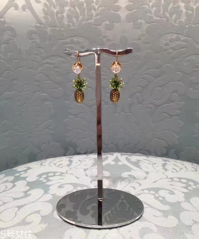 耳環(huán)掉色怎么辦？耳環(huán)掉色怎么處理