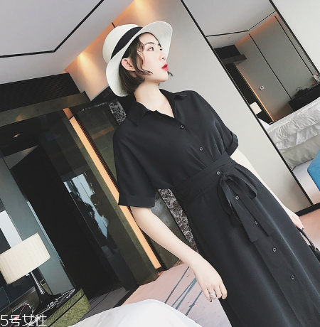 職場新人如何穿搭？職場新人穿衣技巧