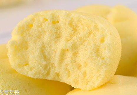 港榮蒸蛋糕一個(gè)多少克 港榮蒸蛋糕一箱多少個(gè) 港榮蒸蛋糕一個(gè)多少克 港榮蒸蛋糕一箱多少個(gè)