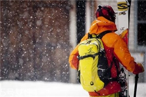 始祖鳥是奢侈品嗎？始祖鳥算不算奢侈品