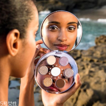 becca七龍珠眼影盤(pán)怎么樣 becca七龍珠高光眼影盤(pán)怎么用 becca七龍珠眼影盤(pán)怎么樣 becca七龍珠高光眼影盤(pán)怎么用