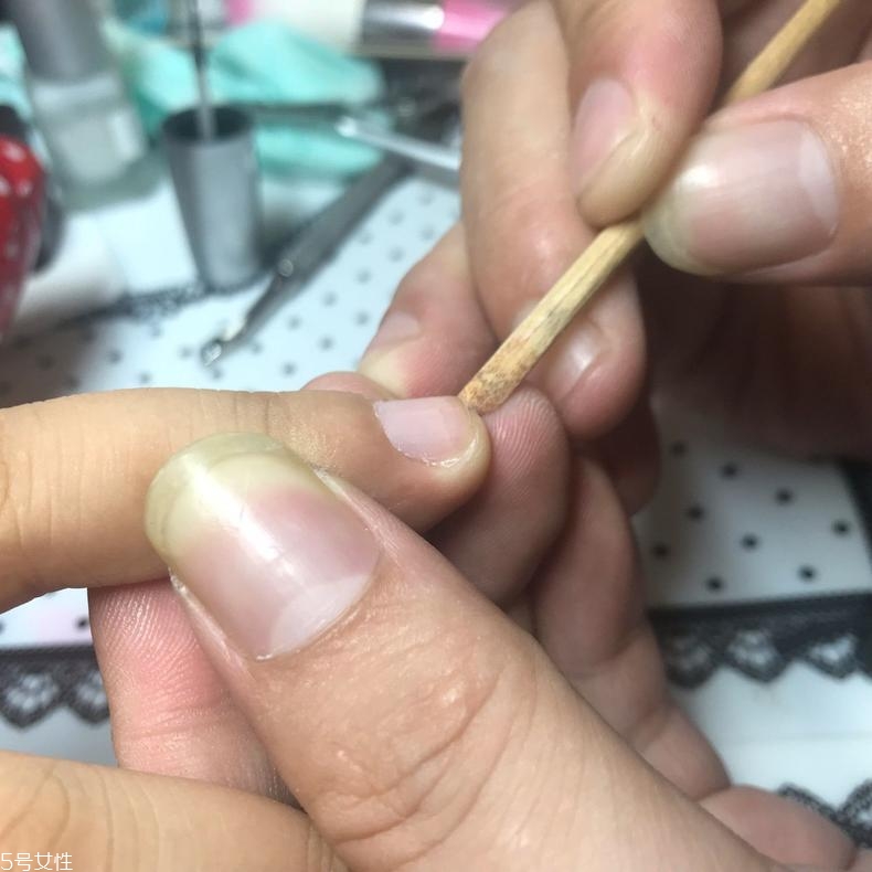 短指甲怎么上色？短指甲上色詳細(xì)步驟