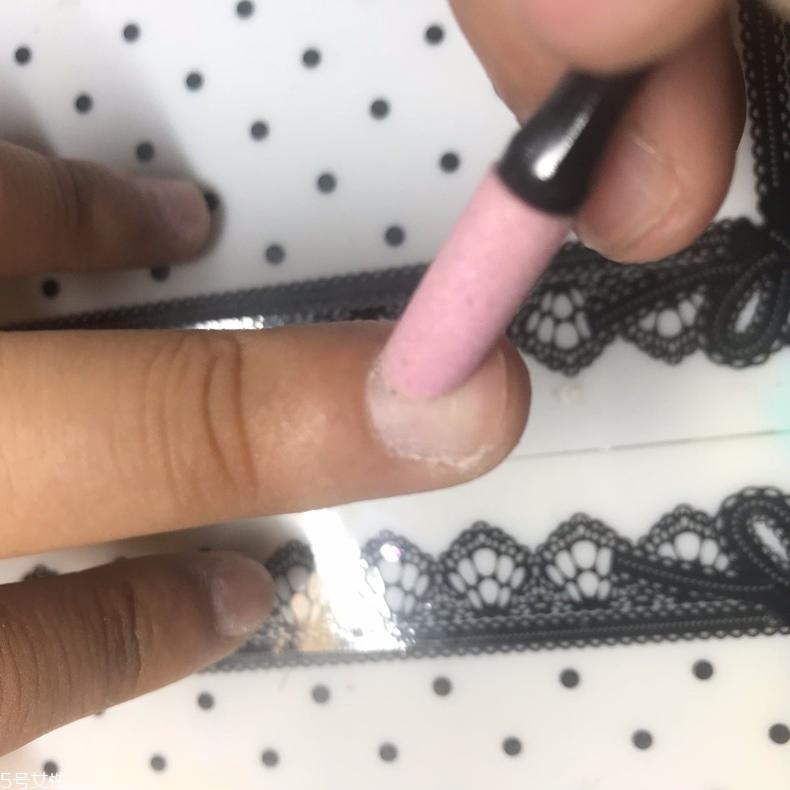 短指甲怎么上色？短指甲上色詳細(xì)步驟