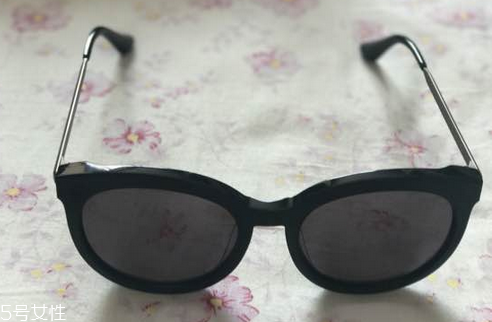 gm墨鏡在韓國賣多少錢 gm墨鏡價格大概多少錢 gm墨鏡在韓國賣多少錢 gm墨鏡價格大概多少錢