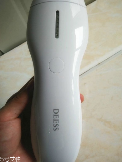deess脫毛儀怎么用？蒂絲脫毛儀使用方法