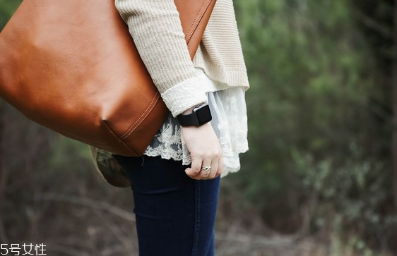 老婆天天抱怨怎么處理 預(yù)防老婆變?cè)箣D3個(gè)方法 老婆天天抱怨怎么處理 預(yù)防老婆變?cè)箣D3個(gè)方法