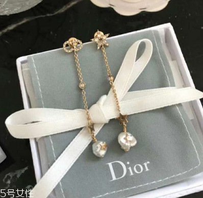 耳環(huán)發(fā)黑怎么辦？耳環(huán)發(fā)黑處理方法