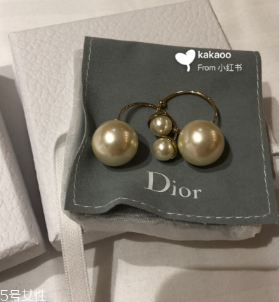 耳環(huán)發(fā)黃怎么清洗？耳環(huán)發(fā)黃清洗方法