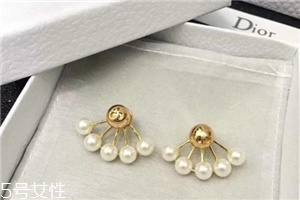 耳環(huán)發(fā)黃怎么清洗？耳環(huán)發(fā)黃清洗方法