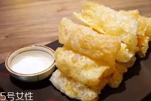 乳扇保質(zhì)期多久 乳扇的保存方法 乳扇保質(zhì)期多久 乳扇的保存方法