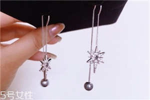 耳環(huán)后面的扣怎么戴？耳環(huán)后面的扣戴法