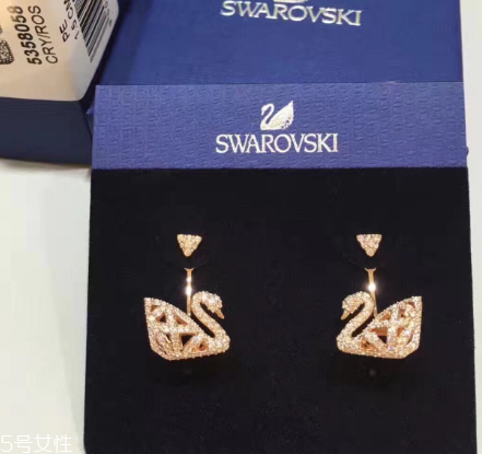 耳環(huán)和耳釘有什么區(qū)別？耳環(huán)和耳釘區(qū)別介紹