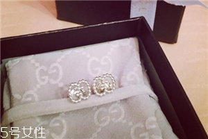 耳釘可以用白酒消毒嗎？耳釘用白酒消毒有用嗎