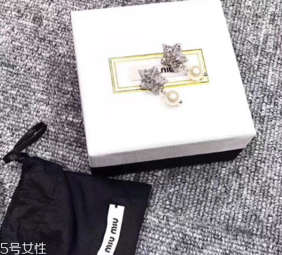 耳釘可以用碘伏消毒嗎？耳釘用碘伏消毒好嗎