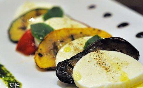 馬蘇里拉芝士怎么解凍 馬蘇里拉芝士不解凍能拉絲嗎 馬蘇里拉芝士怎么解凍 馬蘇里拉芝士不解凍能拉絲嗎