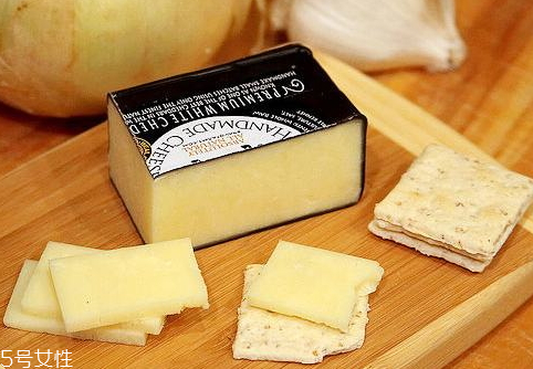切達奶酪能拉絲嗎 哪種奶酪拉絲效果嗎