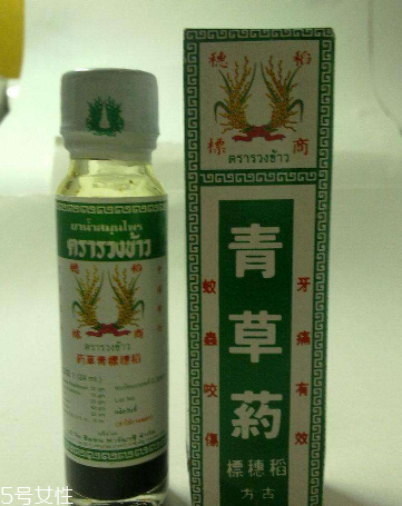 青草油可以治腳氣嗎？青草油治腳氣好用嗎？
