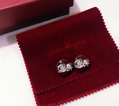 耳釘會不會長進(jìn)肉里？耳釘會和肉長到一起嗎？