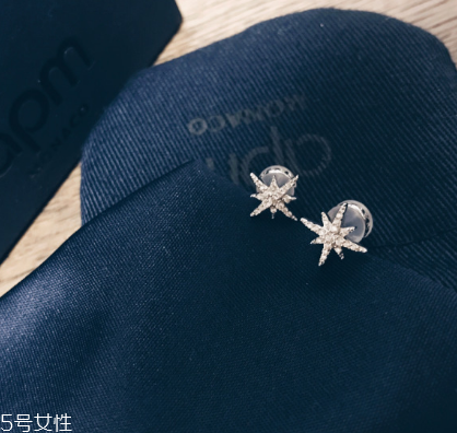 耳釘有異味怎么清洗？耳釘有異味清洗方法