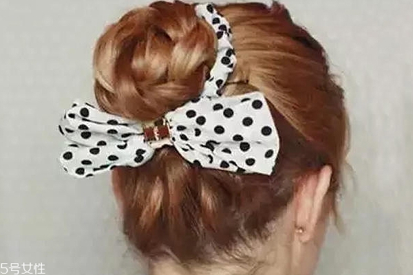 日?；ò^自己怎么弄 日常花苞頭快速教程