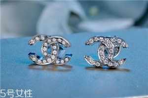 香奈兒雙c耳釘多少錢(qián)？香奈兒雙c耳釘專(zhuān)柜價(jià)格
