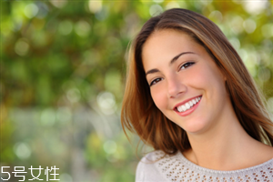 敏感肌卸妝用什么 敏感肌卸妝產(chǎn)品推薦 敏感肌卸妝用什么 敏感肌卸妝產(chǎn)品推薦