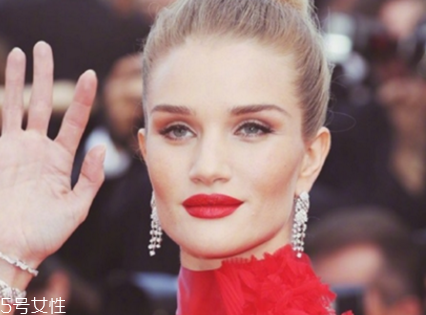 鼻翼縮小多久可以化妝？鼻翼縮小多長時間才能化妝？