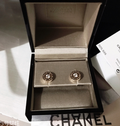 耳釘銀針黑了還能帶嗎？耳釘銀針黑了能繼續(xù)戴嗎？