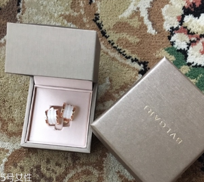 耳釘上的污垢怎么清洗？耳釘上有污垢怎么辦？