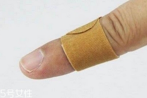 創(chuàng)可貼可以貼臉上嗎？臉上能貼創(chuàng)可貼嗎？