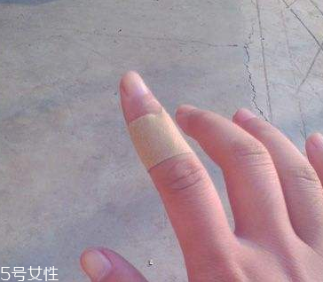 創(chuàng)可貼可以帶上飛機嗎？