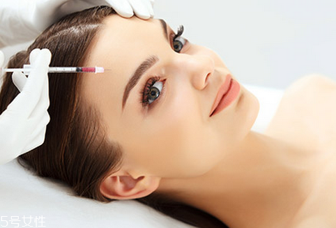 打玻尿酸后能化妝嗎 打完玻尿酸幾天后能化妝 打玻尿酸后能化妝嗎 打完玻尿酸幾天后能化妝