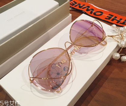 太陽(yáng)鏡可以帶上飛機(jī)嗎？太陽(yáng)鏡能不能帶上飛機(jī)？