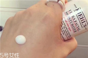 乳液可以當(dāng)晚霜用嗎？乳液當(dāng)晚霜用好嗎？