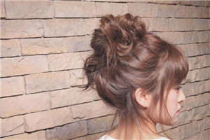 女生夏季好看又涼爽發(fā)型推薦 女生夏季好看又涼爽發(fā)型推薦