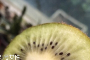 獼猴桃是上火還是降火？上火能吃獼猴桃嗎？