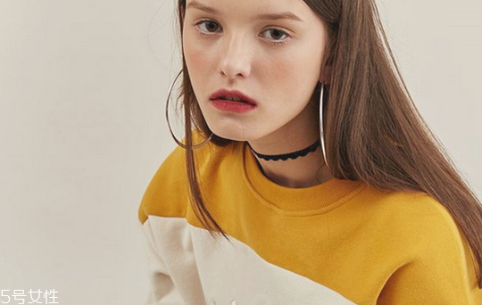 打嘟嘟唇疼嗎 打嘟嘟唇疼痛感怎樣 打嘟嘟唇疼嗎 打嘟嘟唇疼痛感怎樣