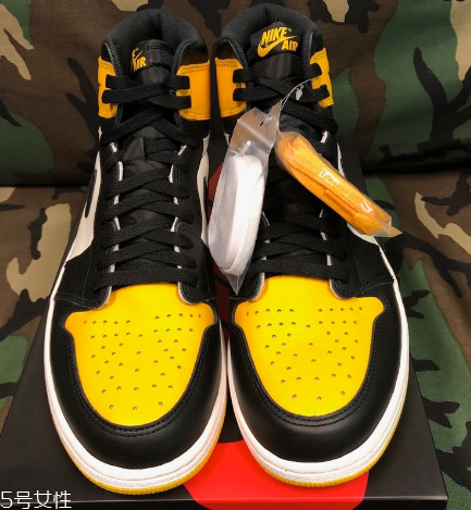 aj1黑黃腳趾會(huì)發(fā)售嗎？aj1黑黃腳趾實(shí)物曝光