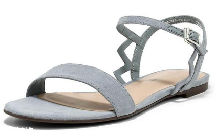 腳寬的人適合穿什么涼鞋？腳胖穿什么涼鞋好看？