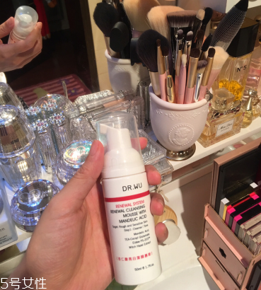 dr.wu杏仁酸潔面慕斯適合什么膚質(zhì) 好用嗎 dr.wu杏仁酸潔面慕斯適合什么膚質(zhì) 好用嗎