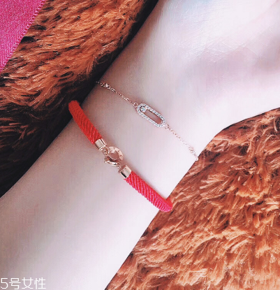 寶格麗紅繩多少錢？寶格麗紅繩手鏈專柜價格