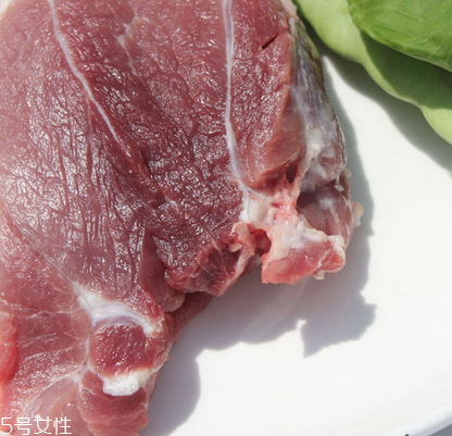 黑豬肉是黑色嗎？黑豬肉什么顏色？