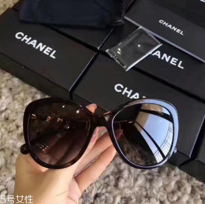 太陽鏡放車里危險嗎？太陽鏡為什么不能放車里？