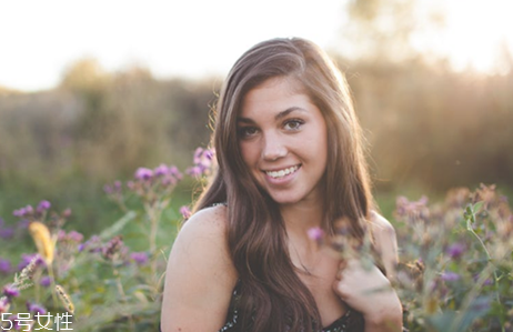 玻尿酸和透明質(zhì)酸有什么區(qū)別 玻尿酸和透明質(zhì)酸一樣嗎 玻尿酸和透明質(zhì)酸有什么區(qū)別 玻尿酸和透明質(zhì)酸一樣嗎