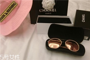 墨鏡可以防曬嗎？墨鏡有防曬功能嗎？